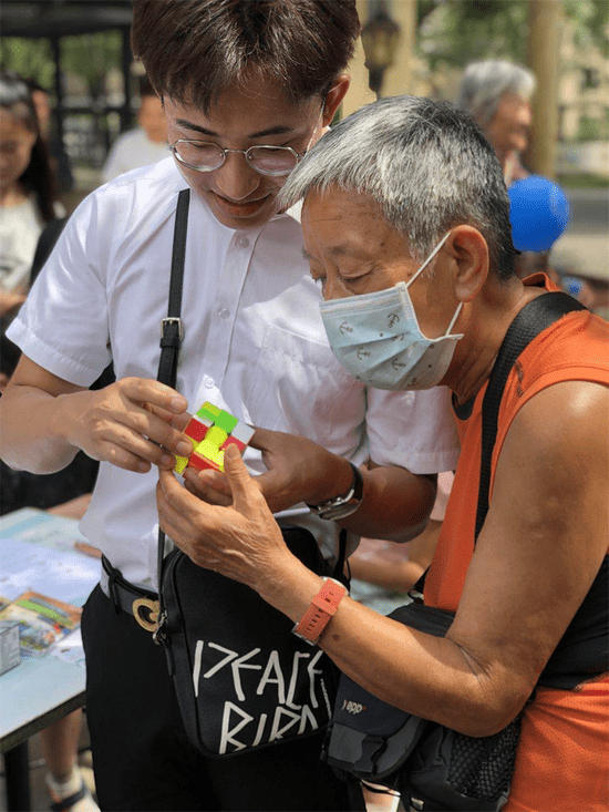 魔方社區(qū)最新動(dòng)態(tài)與全方位指南，玩轉(zhuǎn)魔方，技能提升——針對(duì)初學(xué)者與進(jìn)階用戶的建議