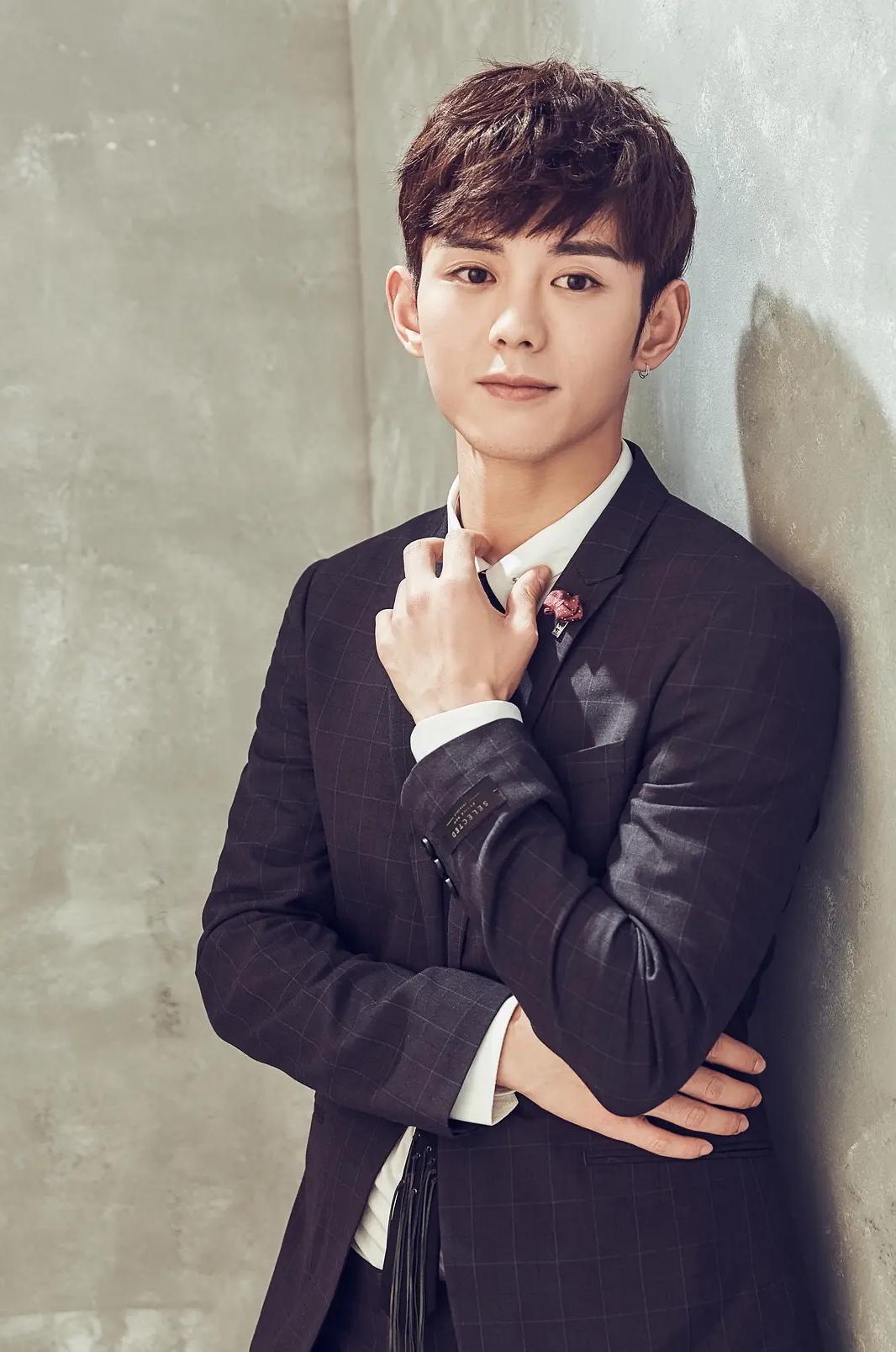 運(yùn)動(dòng)場館燈具 第364頁