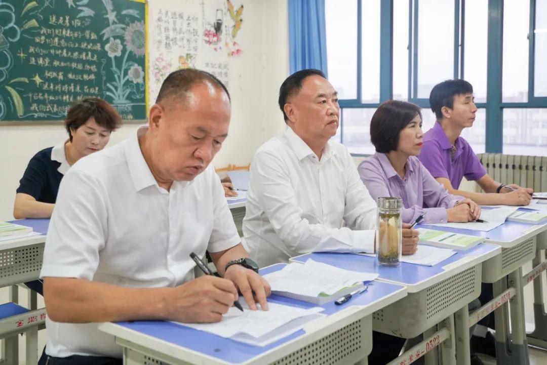 49資料免費大全2023年,數據引導執(zhí)行策略_YGW27.768本地版