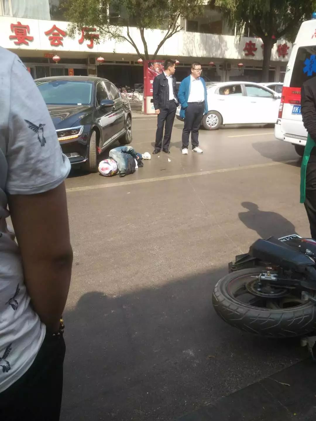 介休最新車禍?zhǔn)录萍季仍髋c智能安全系統(tǒng)的革新體驗(yàn)