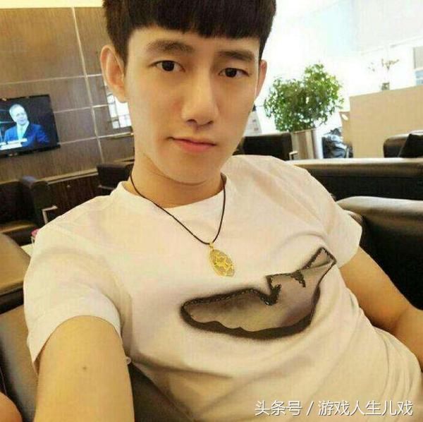 阿哲最新動(dòng)態(tài)揭秘，探索前沿，潮流引領(lǐng)者