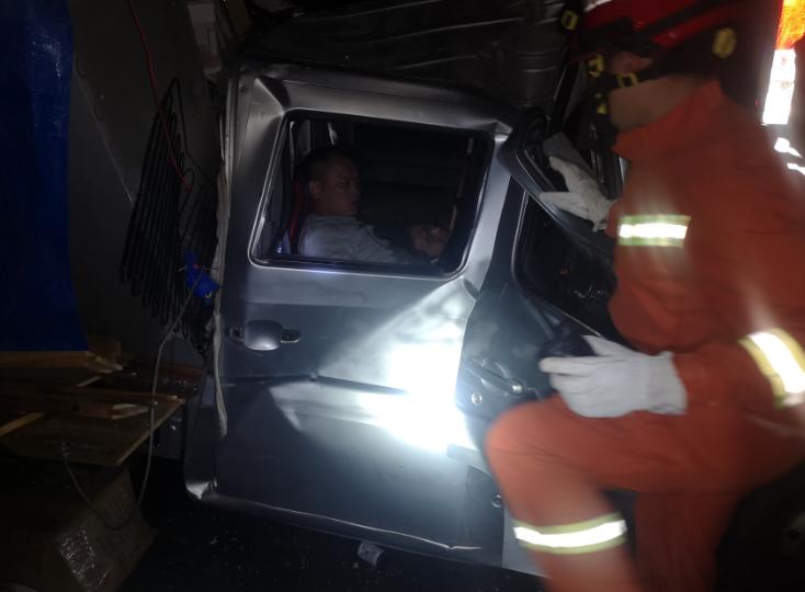 樂平最新車禍?zhǔn)录疃确治雠c觀點(diǎn)闡述