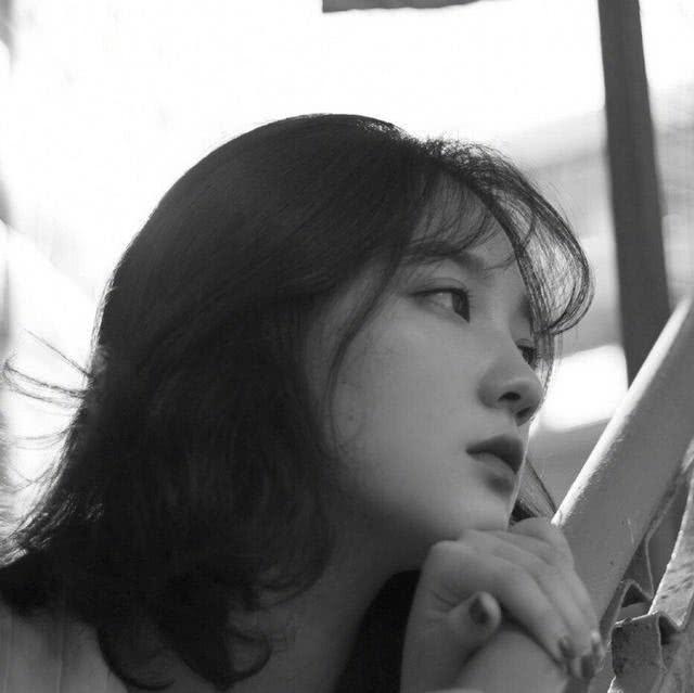 最新潮流前線，展現(xiàn)獨(dú)特個(gè)性的時(shí)尚風(fēng)采！