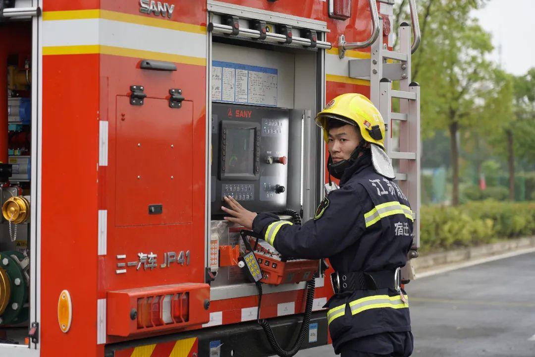 江蘇大火最新進(jìn)展，持續(xù)關(guān)注火勢(shì)情況及救援動(dòng)態(tài)