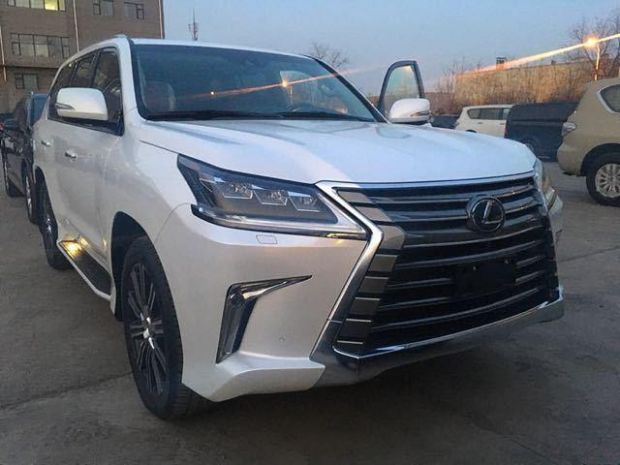 雷克薩斯270最新報價，時代標桿豪華轎車之選