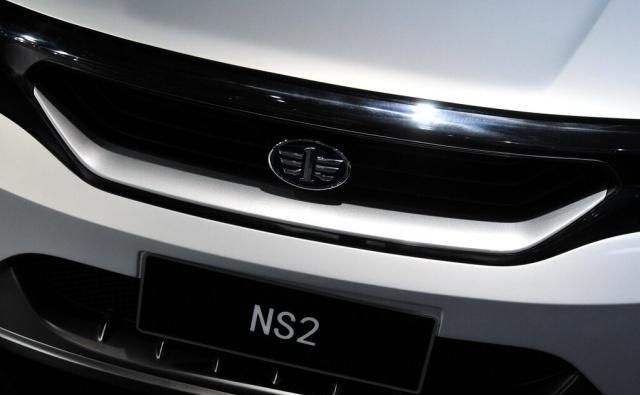 夏利NS2最新動(dòng)態(tài)揭秘，小巷中的隱藏瑰寶