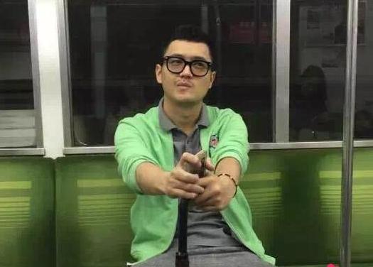 宋喆車(chē)禍意外曝光，日常與友情紐帶牽動(dòng)人心