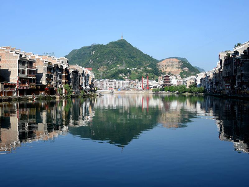 貴州省鎮(zhèn)遠(yuǎn)市古鎮(zhèn)的溫馨日常與深厚友情最新報(bào)道