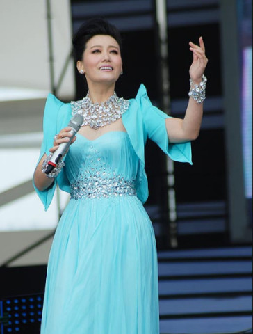 譚晶的最新,譚晶的最新動(dòng)態(tài)，音樂(lè)旅程的新篇章