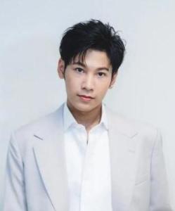 泰國(guó)男演員，銀幕與人生的勵(lì)志之旅