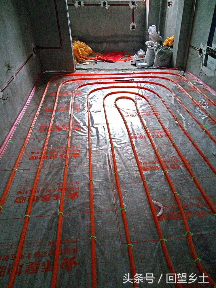 關(guān)于地暖安裝價(jià)格的觀點(diǎn)探討，全面解析裝地暖的費(fèi)用與考量因素