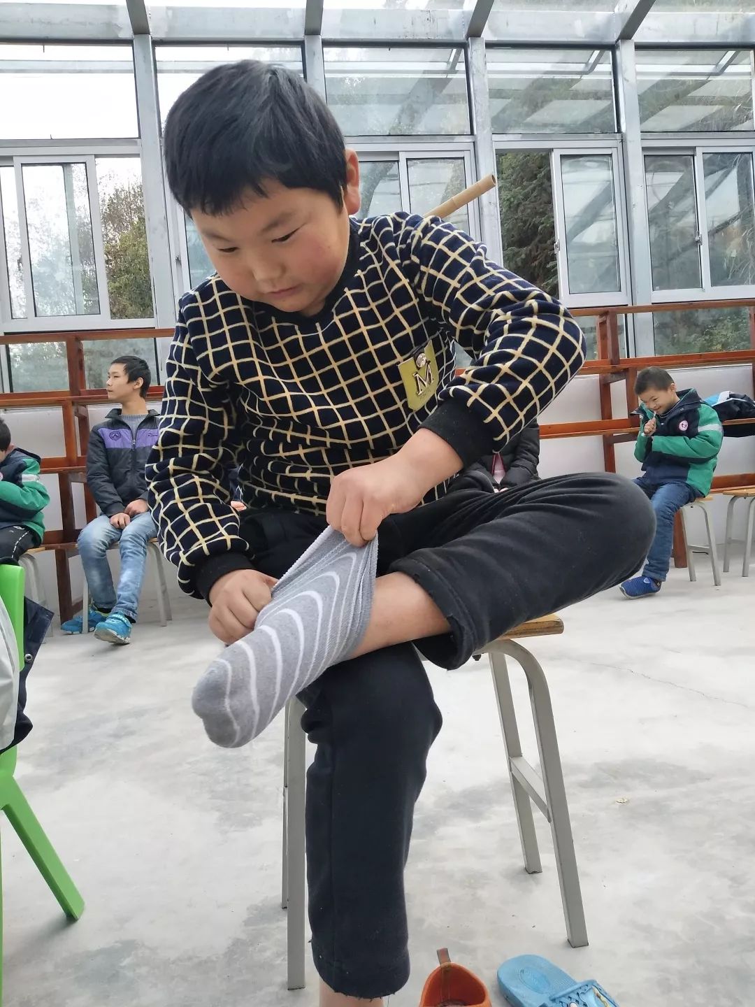 穿襪子比賽，心靈與自然的競技之旅