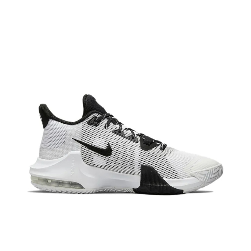 耐克最新籃球鞋，自信步伐，成就賽場(chǎng)榮耀