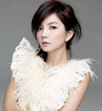 星光下的秘密，明星狐臭揭秘與香氛奇遇探秘