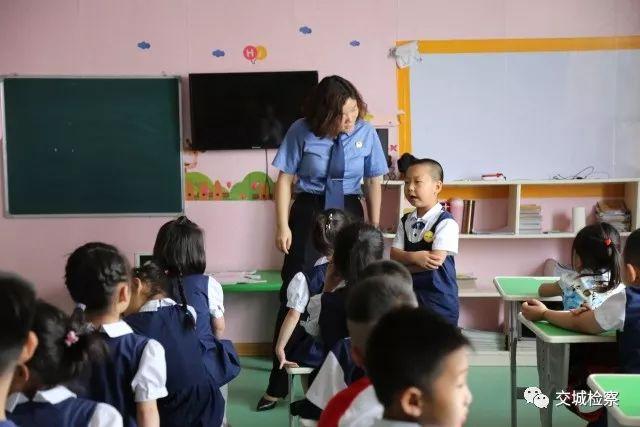 最新東方時(shí)事解讀，自然美景背后的探索之旅