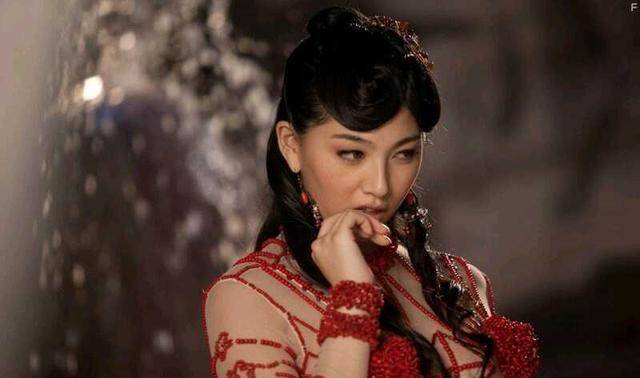 肉蒲團女演員的勵志之旅，變化、自信與成就感的探索