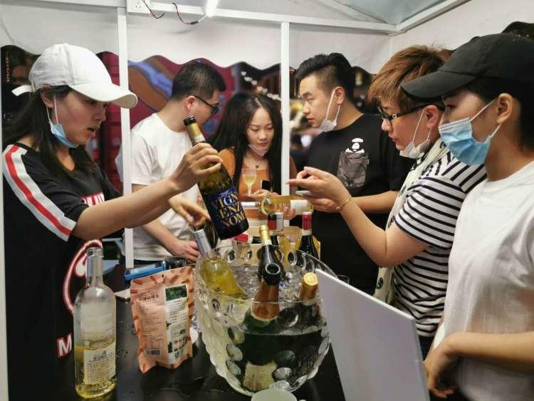 捕魚達人2最新版，小巷神秘寶藏探索與特色小店奇妙之旅