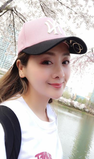 臀部打針視頻，文化現(xiàn)象的深度解讀與探討