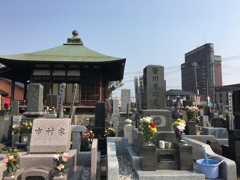最新墓地圖片與小徑特色小店，探尋安寧之地的獨(dú)特韻味