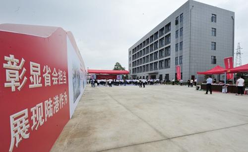 向塘最新動(dòng)態(tài)，科技重塑生活，未來之光體驗(yàn)之旅