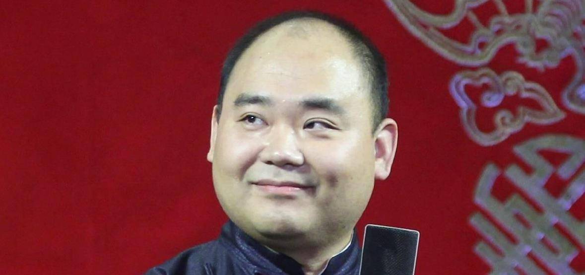 侯震最新，自然美景之旅，探尋內(nèi)心平和之地