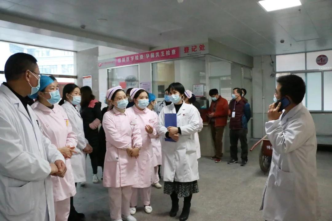 肺炎最新人員動態(tài)，變化帶來力量，學(xué)習(xí)鑄就自信與成就成就之路